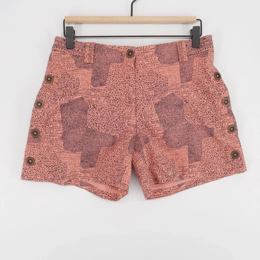 Cartonnier Island Hopper Shorts Womens 4 Coral Geometric Side Button